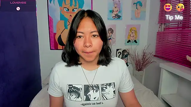 Snapshot of Louisa__clare chatting on 22, 11, 2025 Louisa clare online show from 22, 11, 2025