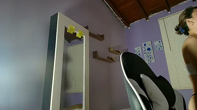 luna desiree online show from 9, 10, 2025