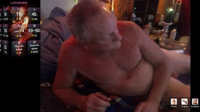 Snapshot of Pussyeat2please chatting on 16, 7, 2026 Pussyeat2please online show from 16, 7, 2026