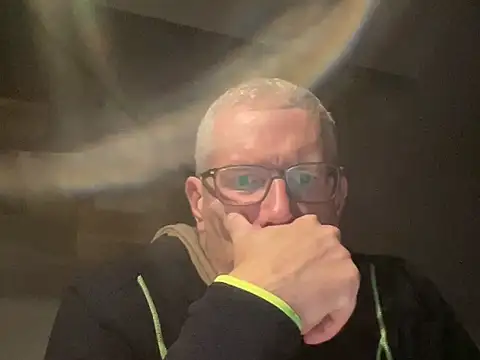 choupipat1 online show from 27, 9, 2025