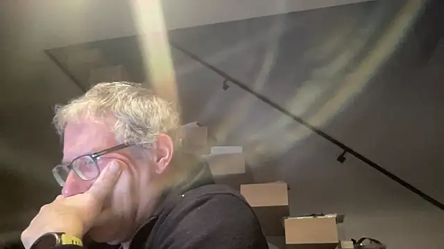 choupipat1 online show from 5, 12, 2025