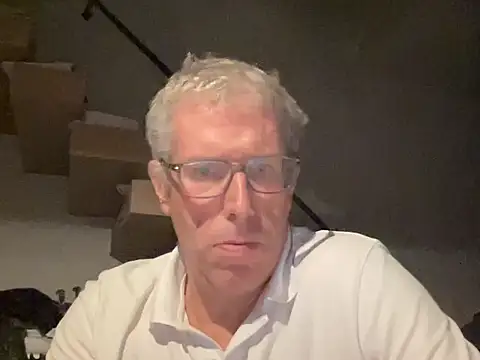 choupipat1 online show from 10, 9, 2025