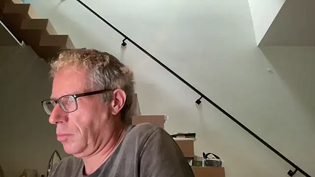 choupipat1 online show from 9, 9, 2025