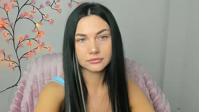 Lune Moon online show from 20, 12, 2025