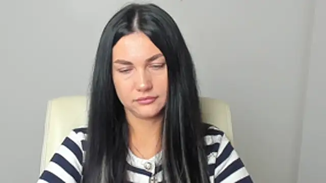 Lune Moon online show from 27, 11, 2025