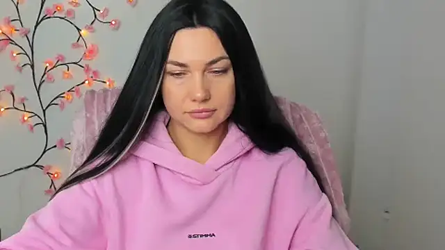 Lune Moon online show from 9, 1, 2026