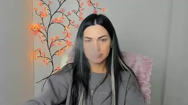 Lune Moon online show from 10, 4, 2026