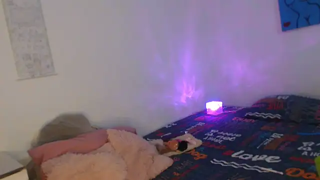 Victoria new online show from 21, 10, 2025