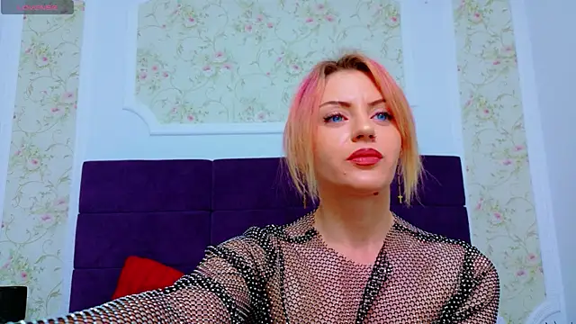 AvaSinclaire online show from 16, 11, 2025