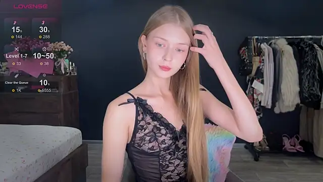 holylisssa online show from 12, 10, 2025