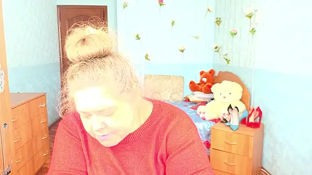 Audrey Aura online show from 4, 10, 2025