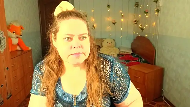 Audrey Aura online show from 18, 11, 2025