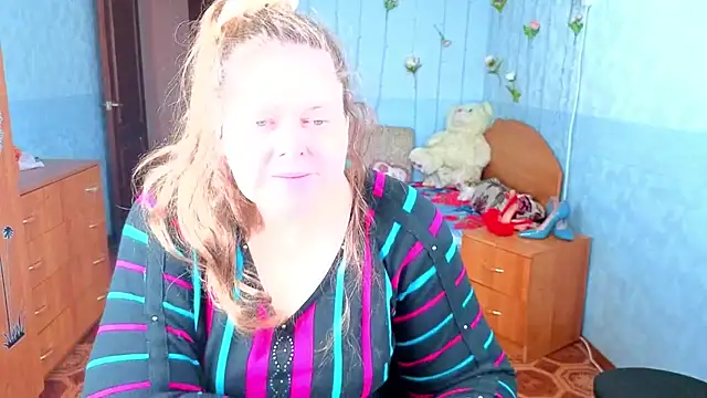 Audrey Aura online show from 22, 10, 2025