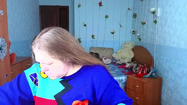 Audrey Aura online show from 26, 10, 2025