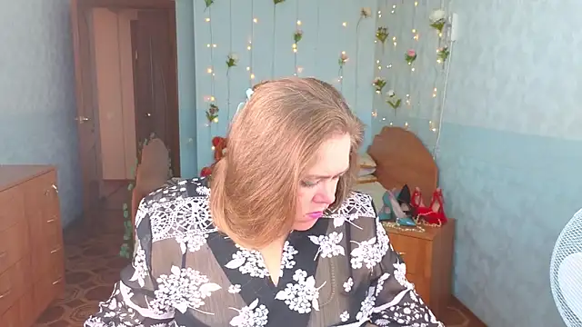 Audrey Aura online show from 10, 9, 2025