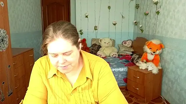 Audrey Aura online show from 9, 11, 2025