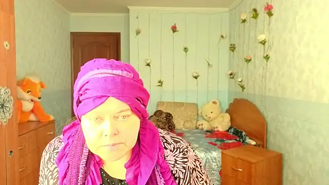 Audrey Aura online show from 23, 11, 2025