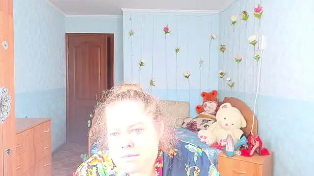 Audrey Aura online show from 25, 9, 2025