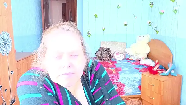 Audrey Aura online show from 19, 10, 2025