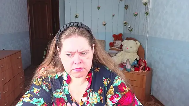 Audrey Aura online show from 19, 9, 2025