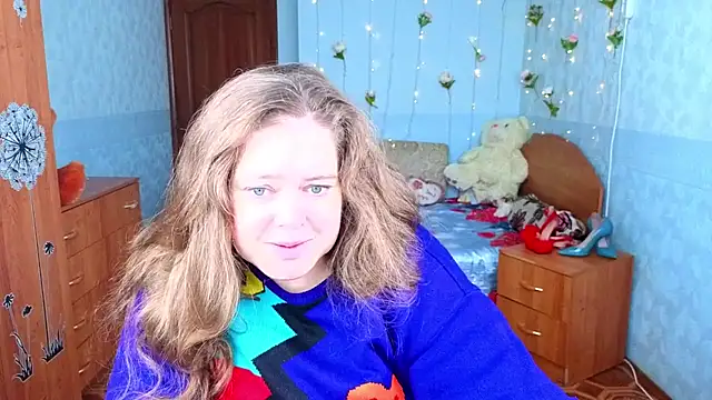 Audrey Aura online show from 24, 10, 2025