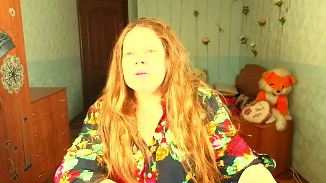 Audrey Aura online show from 13, 11, 2025