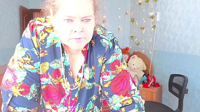 Audrey Aura online show from 24, 9, 2025