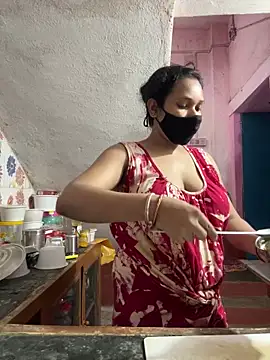 Snapshot of Priyajaanbaby chatting on 16, 9, 2025 Priyajaanbaby online show from 16, 9, 2025