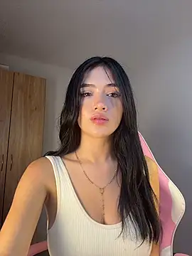 mandy222  online show from 8, 4, 2026