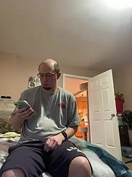 Travis746 online show from 10, 4, 2026