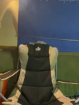 ladyboatlady online show from 4, 2, 2026