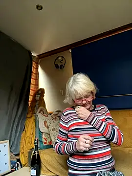 ladyboatlady online show from 23, 11, 2025