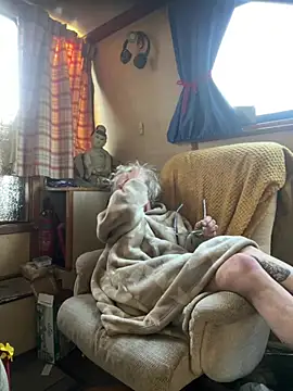 ladyboatlady online show from 29, 4, 2026