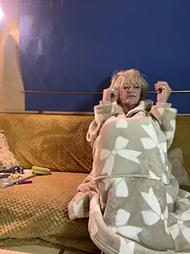 ladyboatlady online show from 14, 1, 2026