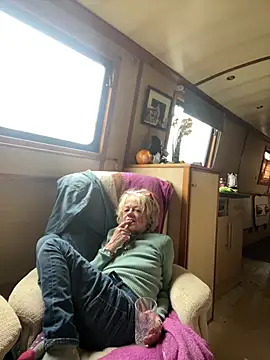 ladyboatlady online show from 24, 3, 2026