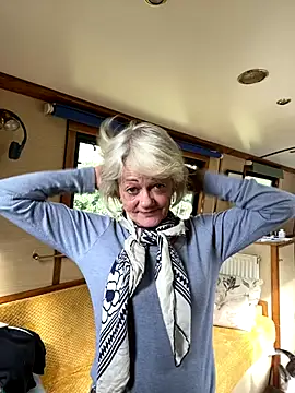 ladyboatlady online show from 11, 9, 2025