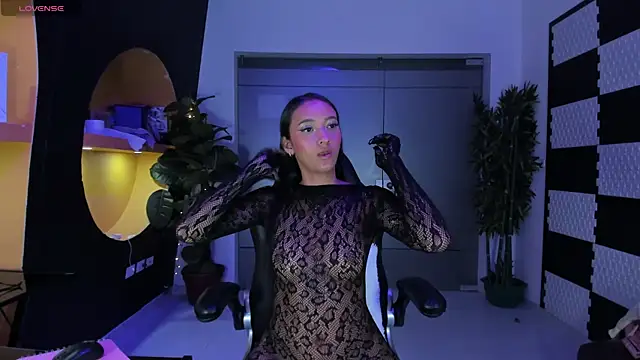 SamantaKane online show from 8, 10, 2025