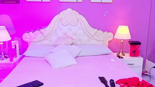 SamantaKane online show from 15, 2, 2026