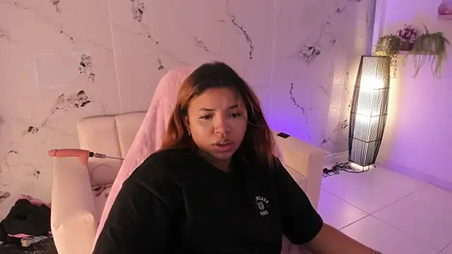 scarlett enjoy1 online show from 18, 11, 2025