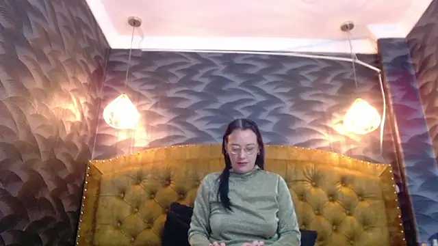 AvaNahomix online show from 13, 11, 2025