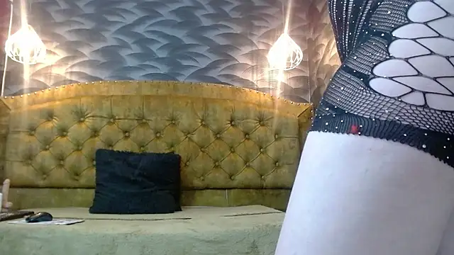 AvaNahomix online show from 16, 9, 2025