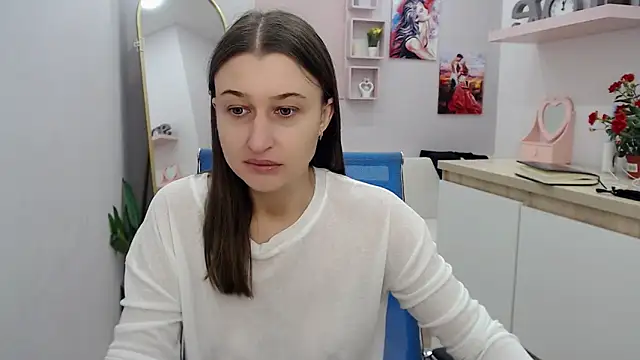 Snapshot of muriel_elvin chatting on 13, 10, 2025 muriel elvin online show from 13, 10, 2025