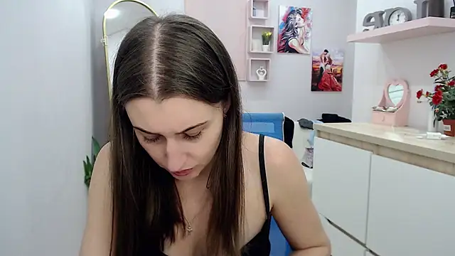 Snapshot of muriel_elvin chatting on 31, 10, 2025 muriel elvin online show from 31, 10, 2025