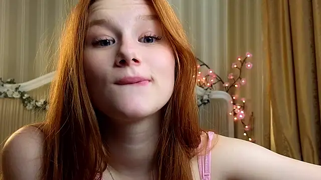 Juuulia  online show from 8, 6, 2026