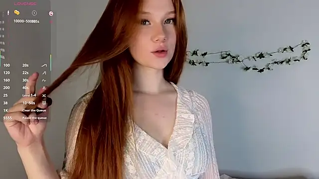 Juuulia  online show from 17, 7, 2026