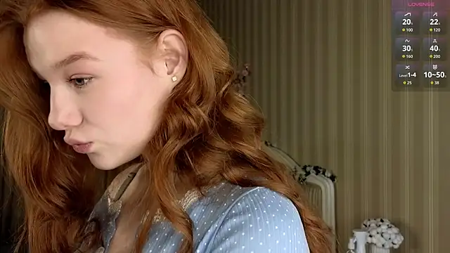 Juuulia  online show from 22, 12, 2025