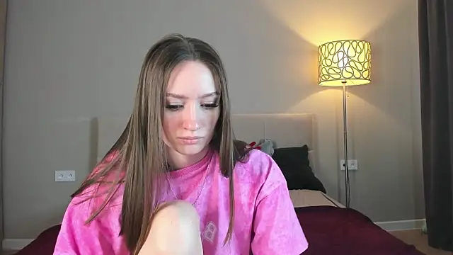 cutienaughtygirl online show from 12, 4, 2026