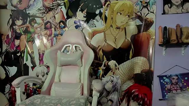 Kylie Moan online show from 27, 9, 2025