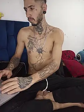 Snapshot of Tattoboy19cm chatting on 10, 7, 2026 Tattoboy19cm online show from 10, 7, 2026