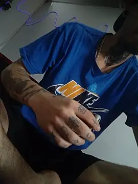 Tattoboy19cm online show from 19, 12, 2025